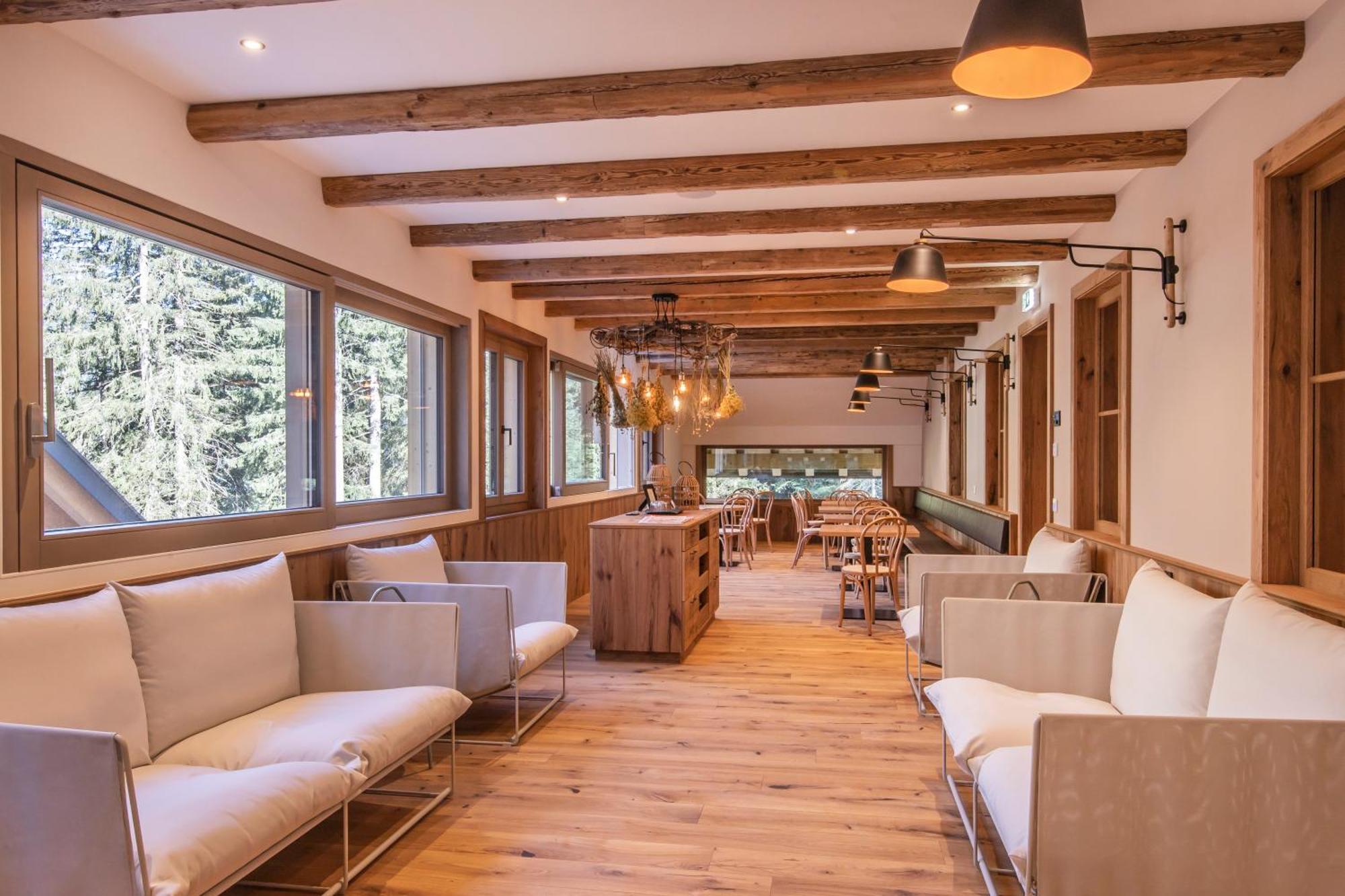 Berghaus Schroecken - Hotel Apartments Spa Exteriör bild